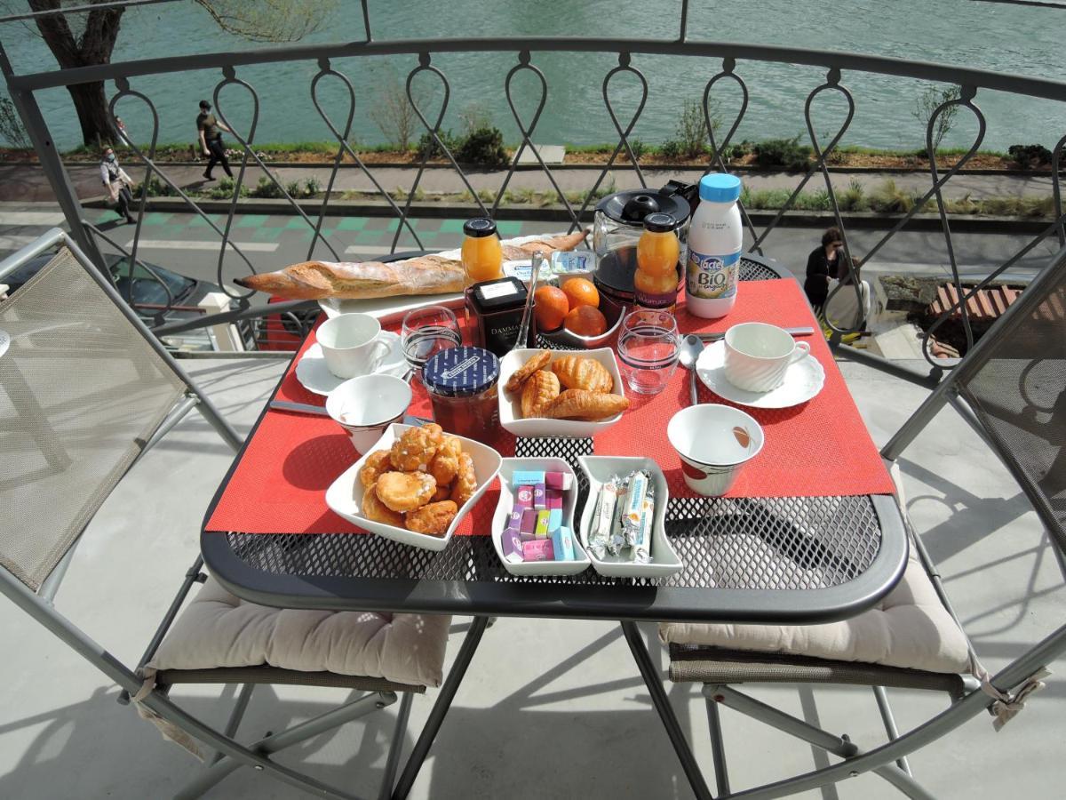 Les Pingouins De La Marne Bed & Breakfast Le Perreux-Sur-Marne Eksteriør bilde
