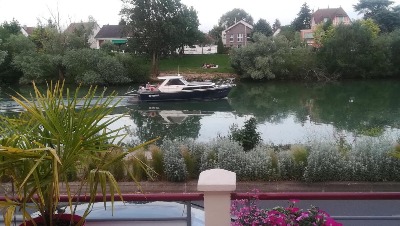 Les Pingouins De La Marne Bed & Breakfast Le Perreux-Sur-Marne Eksteriør bilde