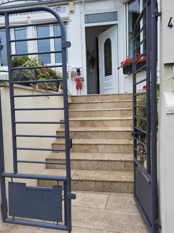 Les Pingouins De La Marne Bed & Breakfast Le Perreux-Sur-Marne Eksteriør bilde